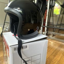 Brand New - Deadbeat Customs - 3/4 Low Pro Motorcycle Helmet - Small 