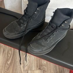 Water Resistant Boots Size 9 Men’s