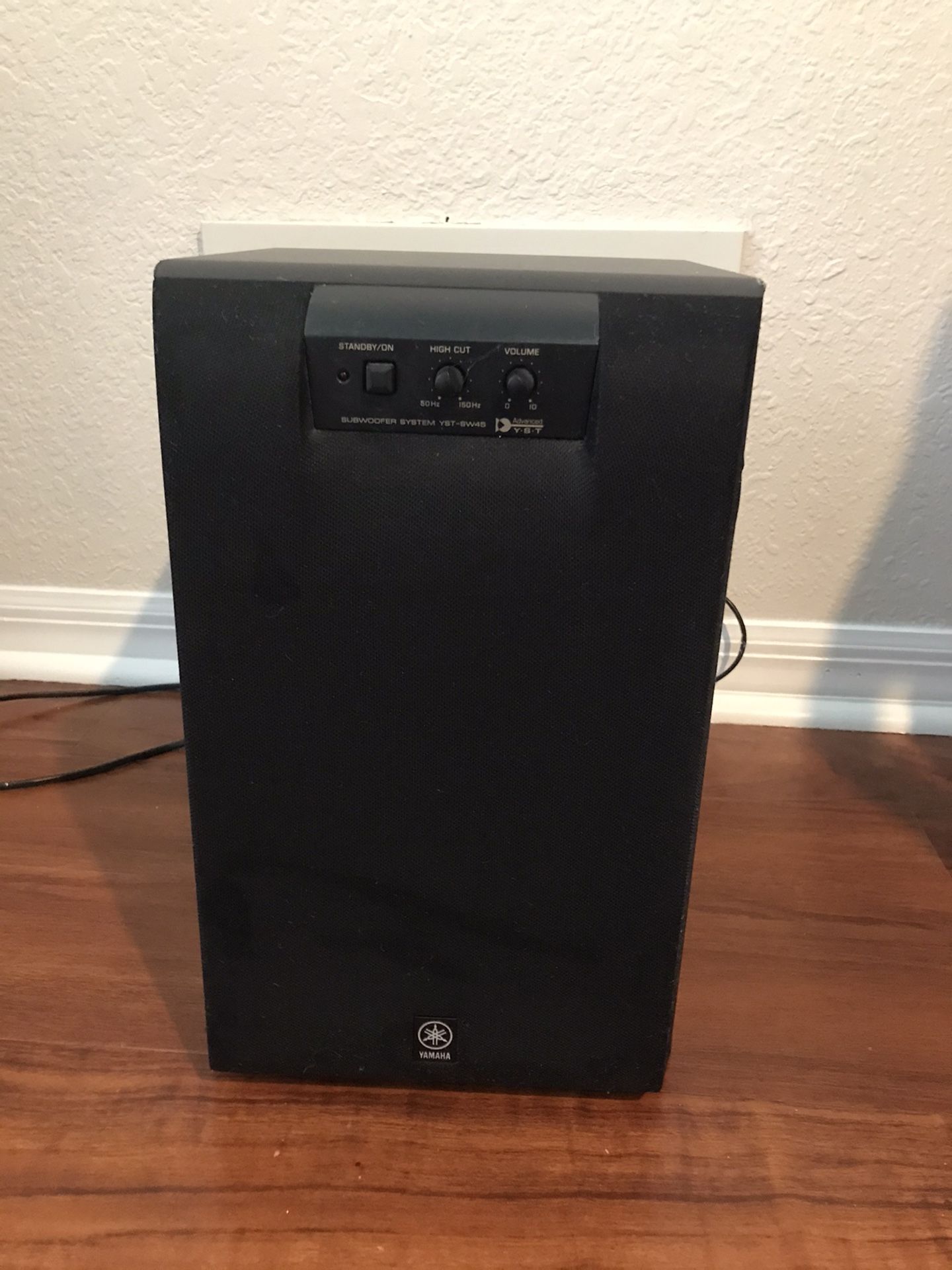 Yamaha subwoofer