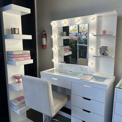 NEW Vanity Mirror & Table Desk Set for Make Up Room Organizer or Salon Furniture