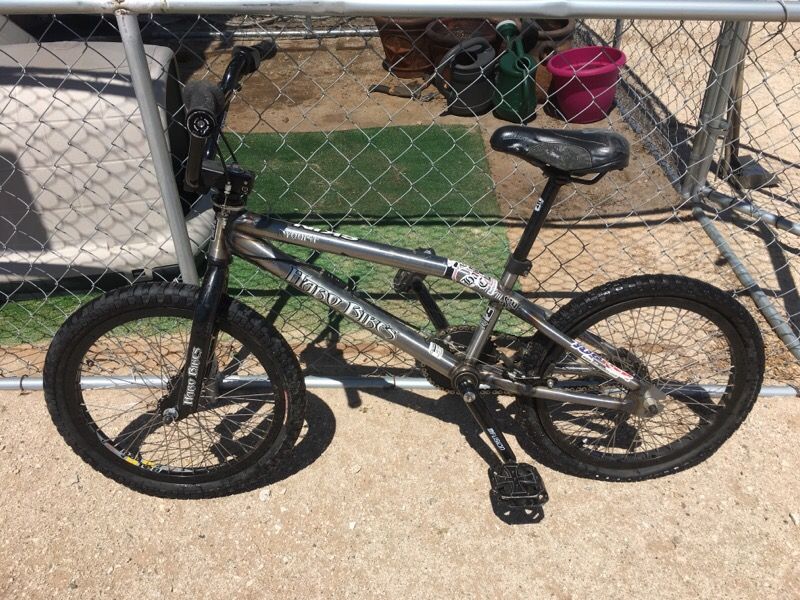 Haro Nyquist Backtrail X4 BMX bike