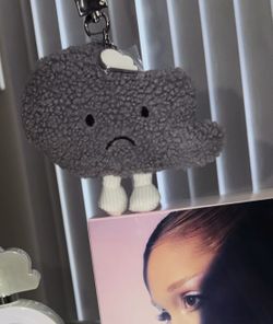 Ariana grande cloud stormy