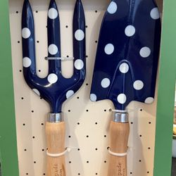 New In Box Kate Spade Garden Tool Set 