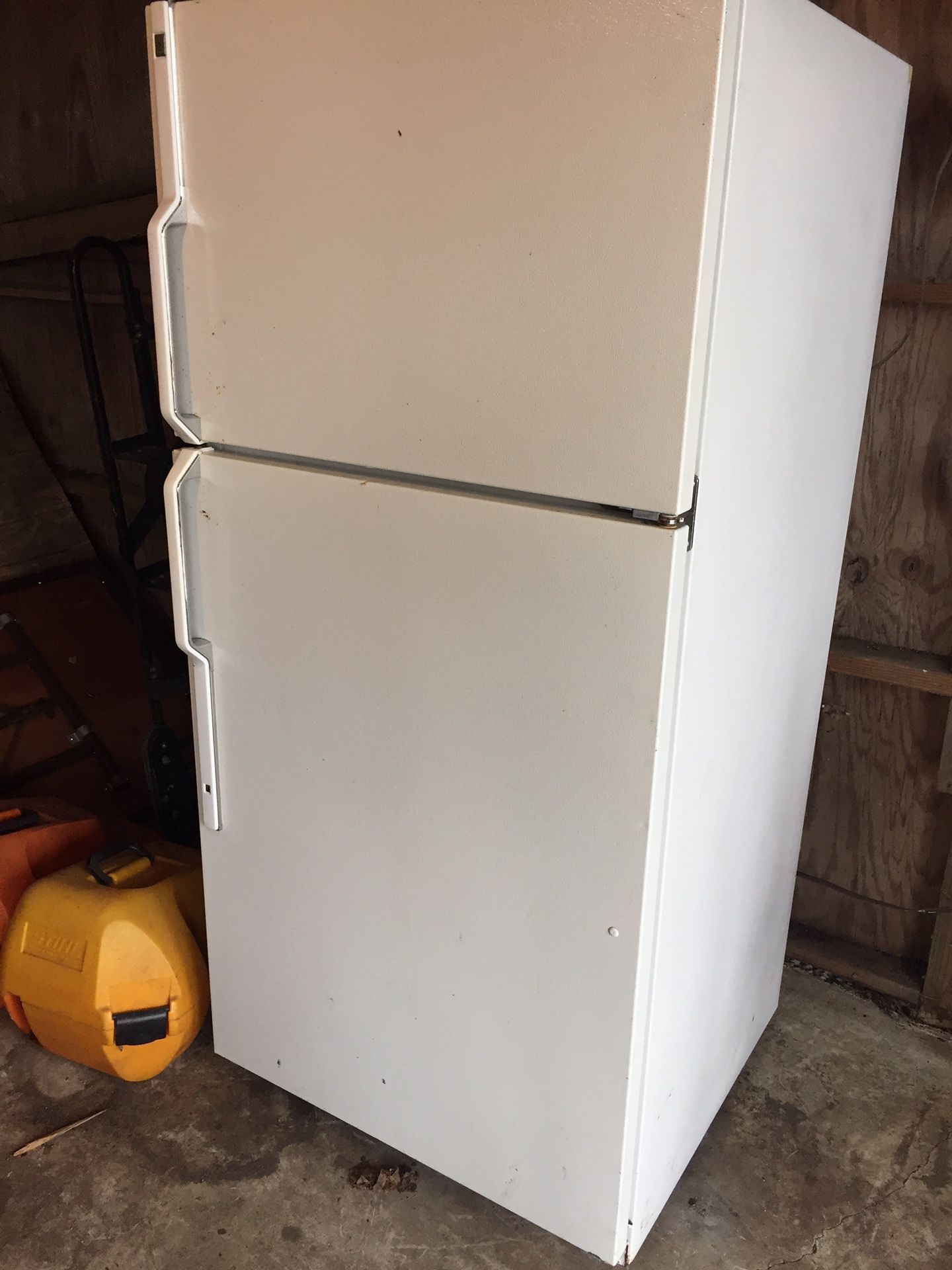 GE 18.2 cubic feet refrigerator.