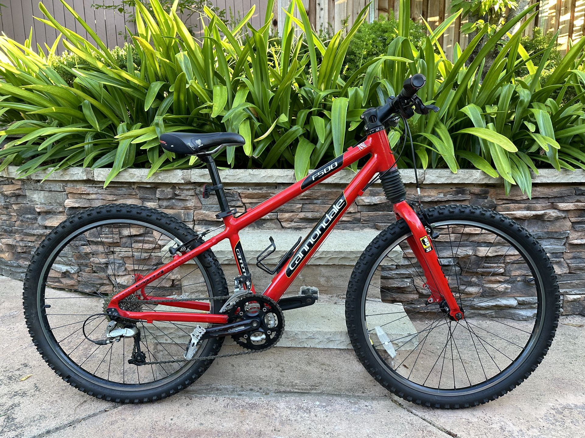 Cannondale F500 Bike