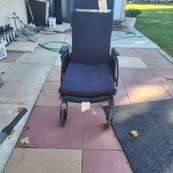 Estoy Regalado Silla De Ruedas Un Arbol De Navidad En Buenas Con Diciones