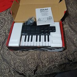 Akai MPK Mini