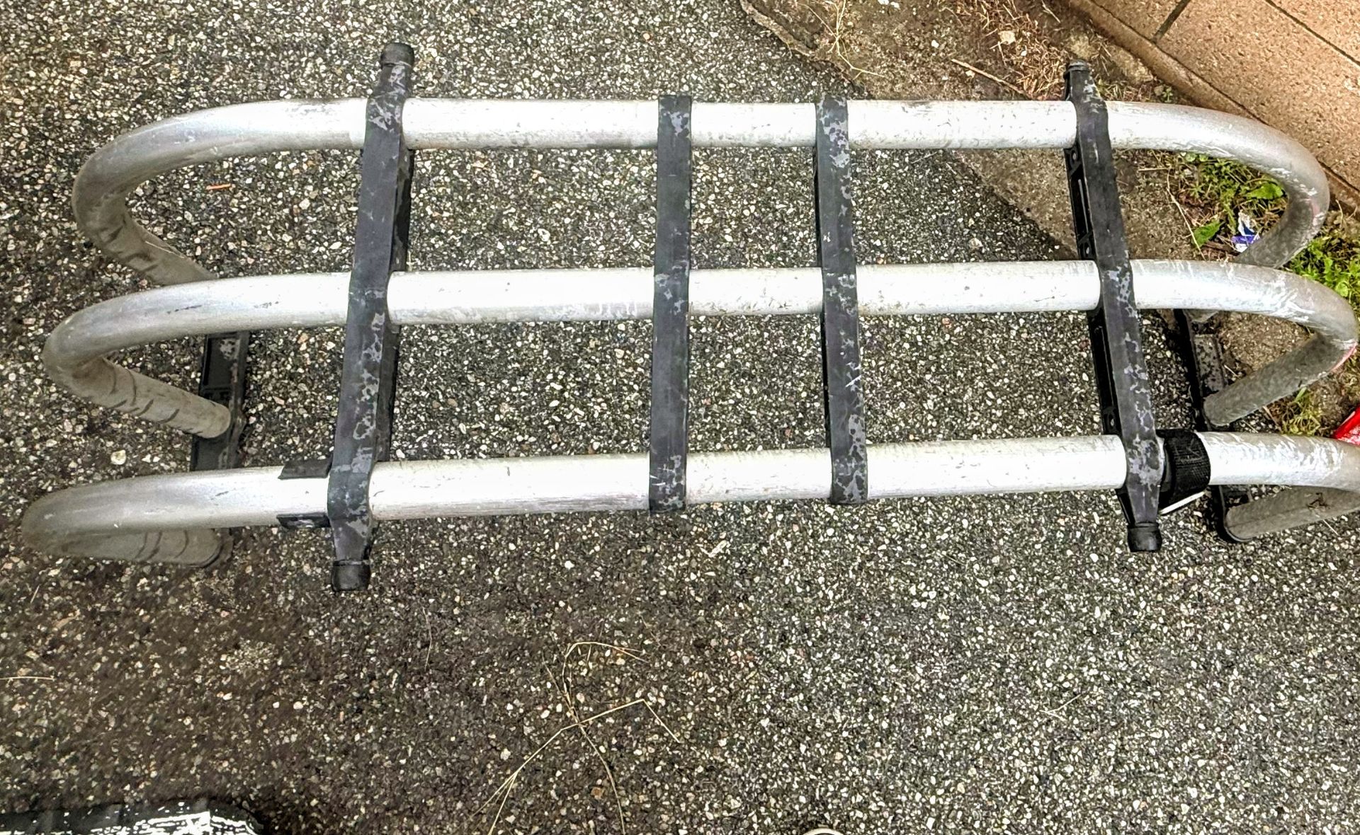 Toyota Tacoma 2001 / BED EXTENDER