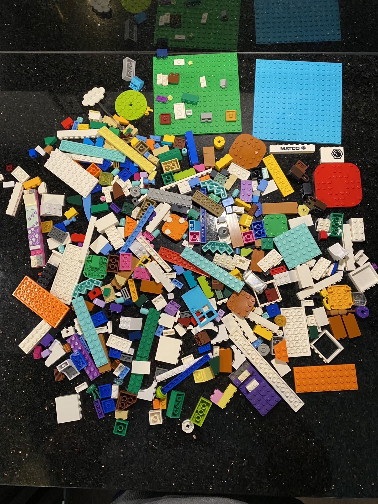Odd Lot of LEGO Pieces About 1lb 4 oz