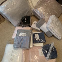 WSU Dormitory Essentials - Bedding Set