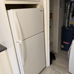 Whirlpool Refrigerator 