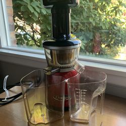 Omega Cold Press Juicer 