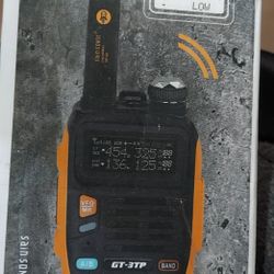 Multiple Channel. Long Range Walkie-talkie And Scaner 