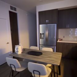 Kitchen Table With 4 Chairs 