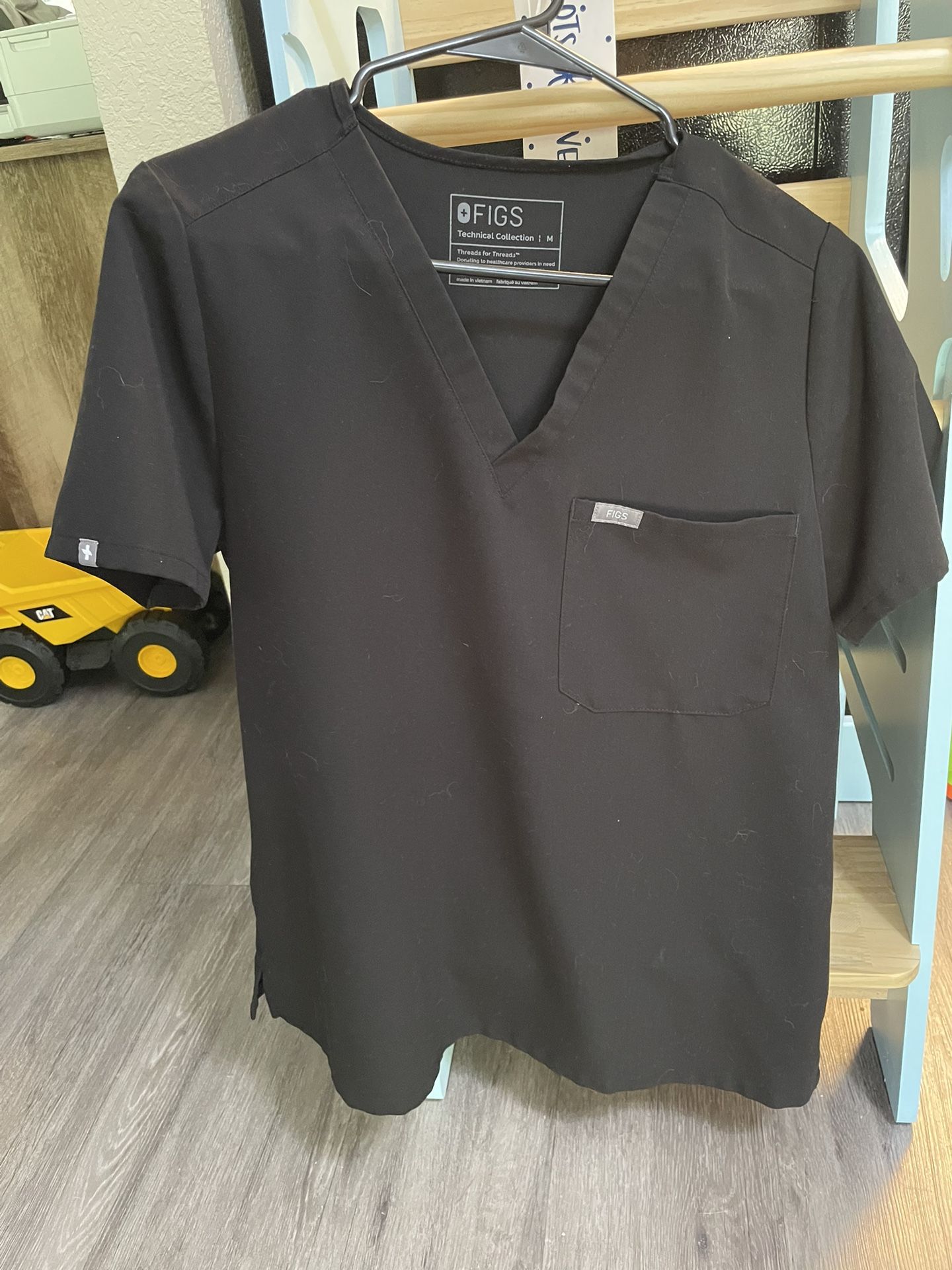 Figs Catarina One-Pocket Scrub Top