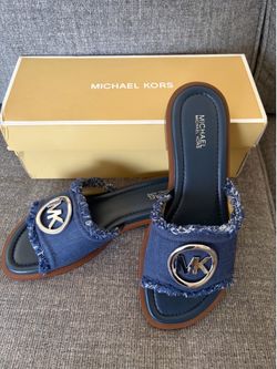 MK sandals size 7.5 price firm