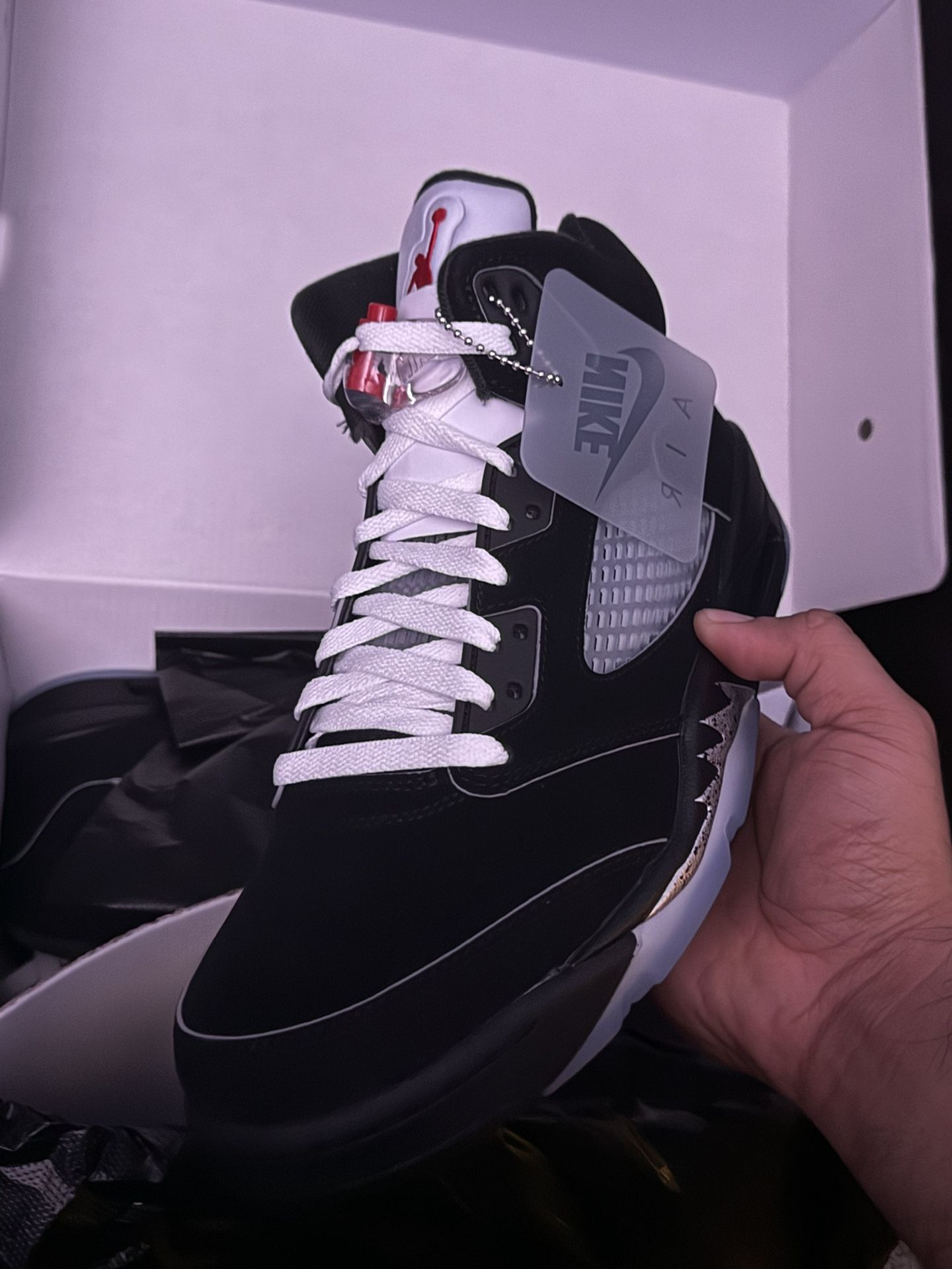 Air Jordan 5 Retro OG ‘Black Metallic Reimagined’ Size 10.5 M