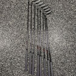 Left handed golf clubs 