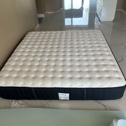 Stearns and Foster king mattress