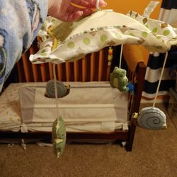 NEW baby crib mobile