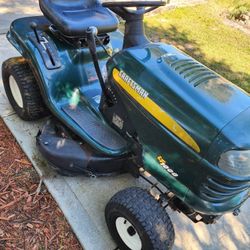 Tractor Craftsman 1000