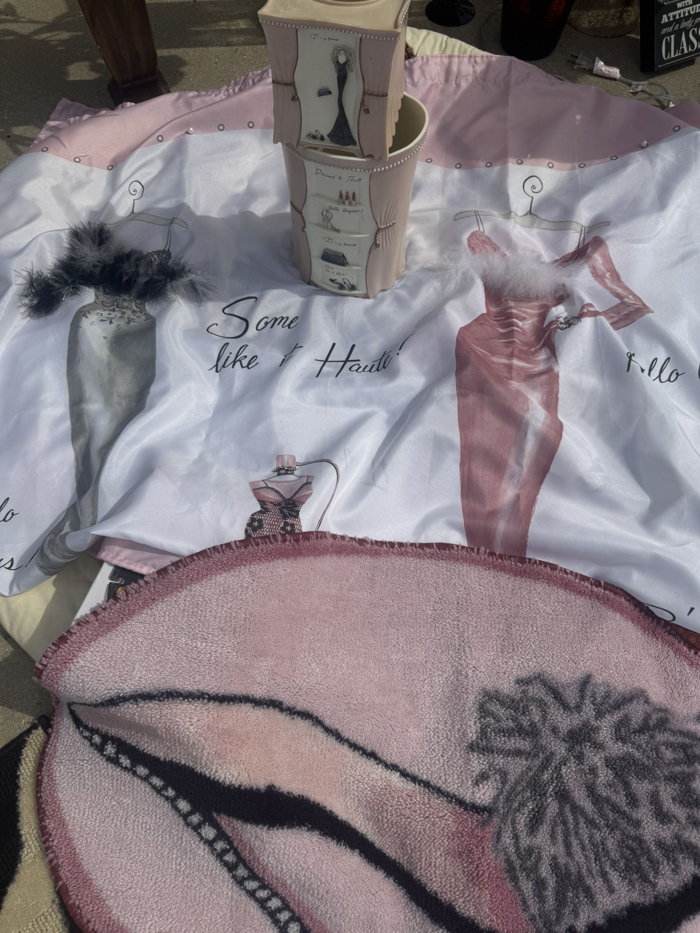 Girly Shower Curtain, Trash Can, Kleenex Caddy & Rug (4 Piece Set)