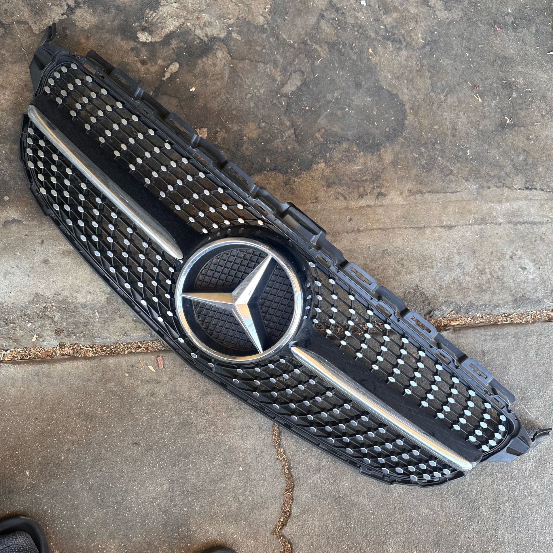 Mercedes Benz W205 C Class Diamond Style Front Grill