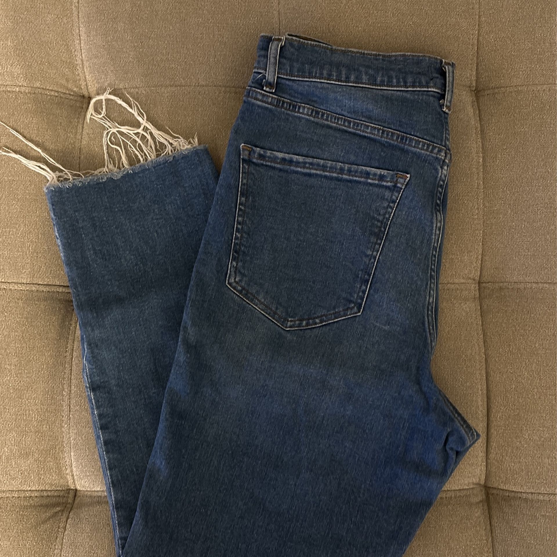 15. Express Jean