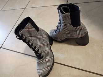 Plaid Lace-Up Ankle Boots with Block Heel