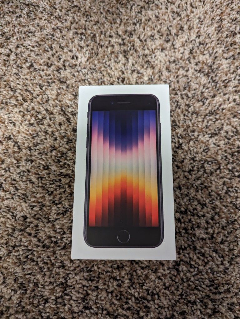 Apple iPhone SE 2023 just a box and accessories