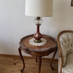 Vintage Table Lamps and End Tables