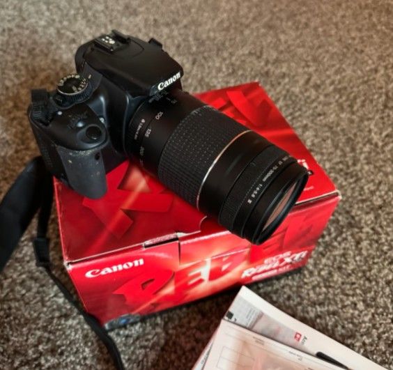 canon EOS digital rebel XTI