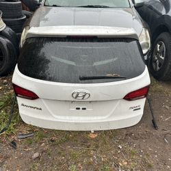 2013-2018 HYUNDAI SANTE FE SPORT TAILGATE