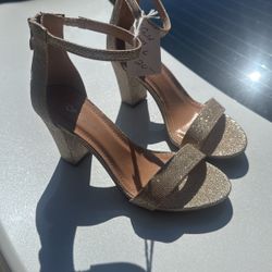 Gold Shoes Size 6