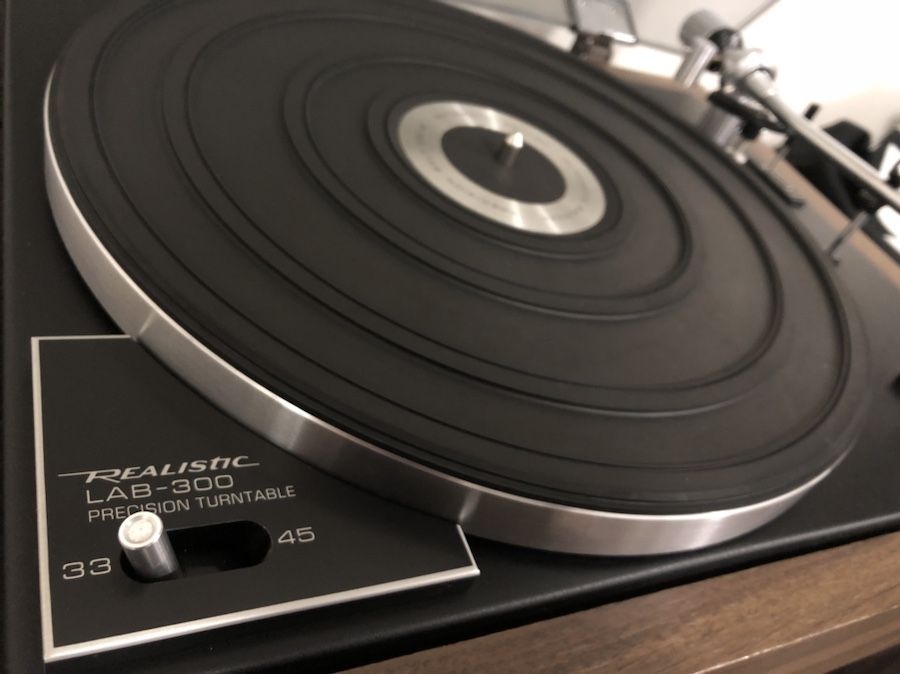 Realistic Lab-300 Precision Turntable