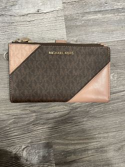 Micheal Kors wallet