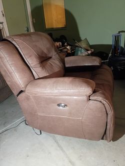 Recliner living spaces