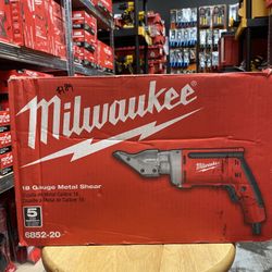 Milwaukee 6.8 Amp 18-Gauge Shear