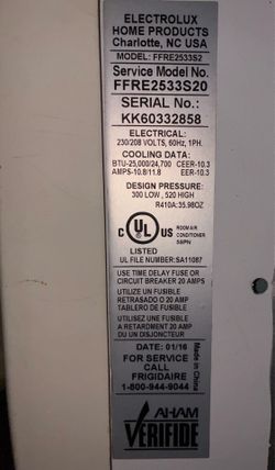 FRIGIDAIRE 25,000 BTU AIR CONDITIONER