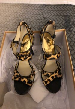 Michael Kors 7.5