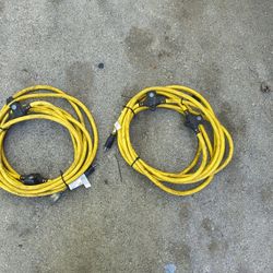 INDUSTRIAL EXTENSION CORDS 25ft (2)/WITH MULTIPLE OUTLETS (3)