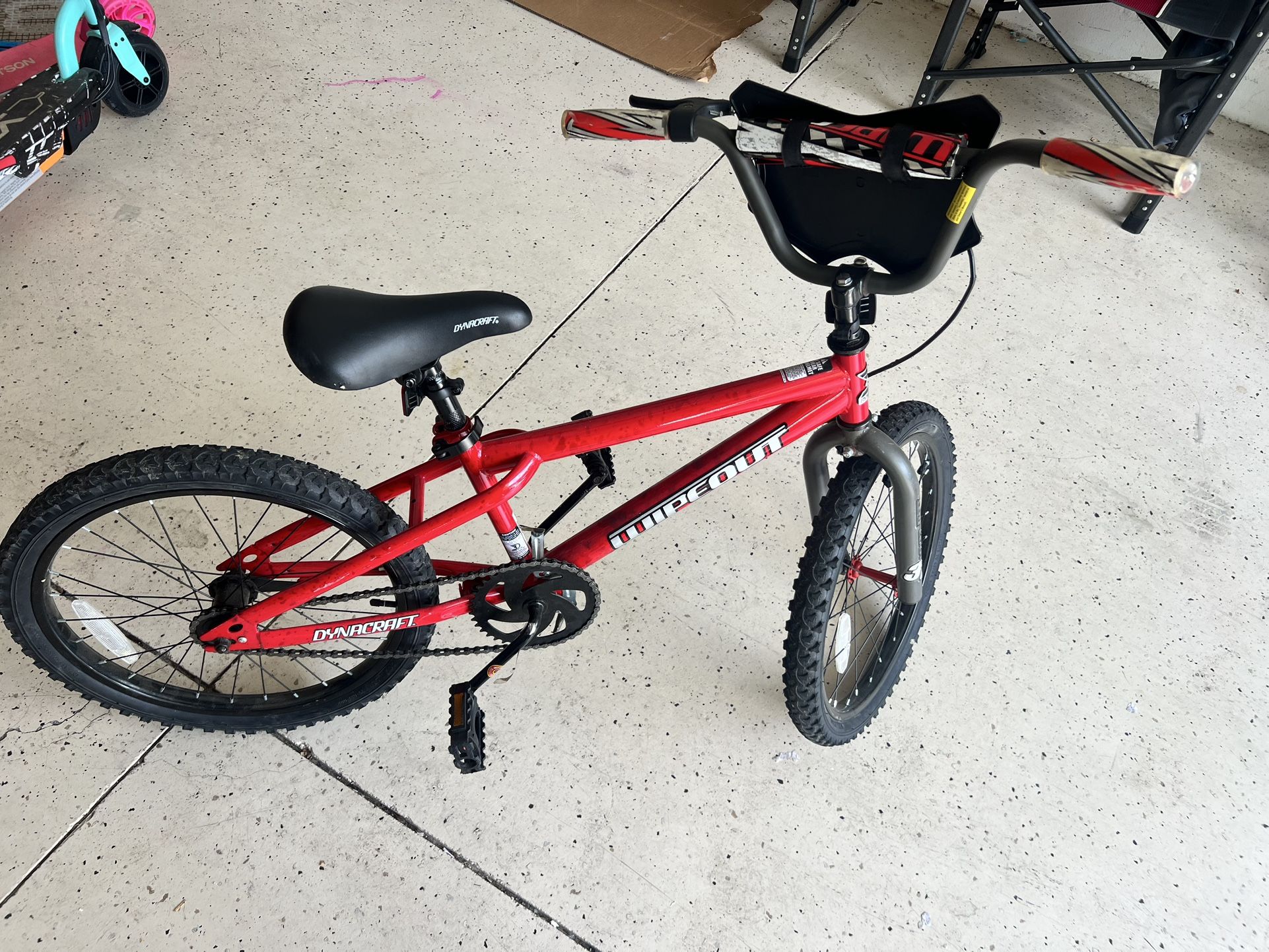 Dynacraft 24 inch bike
