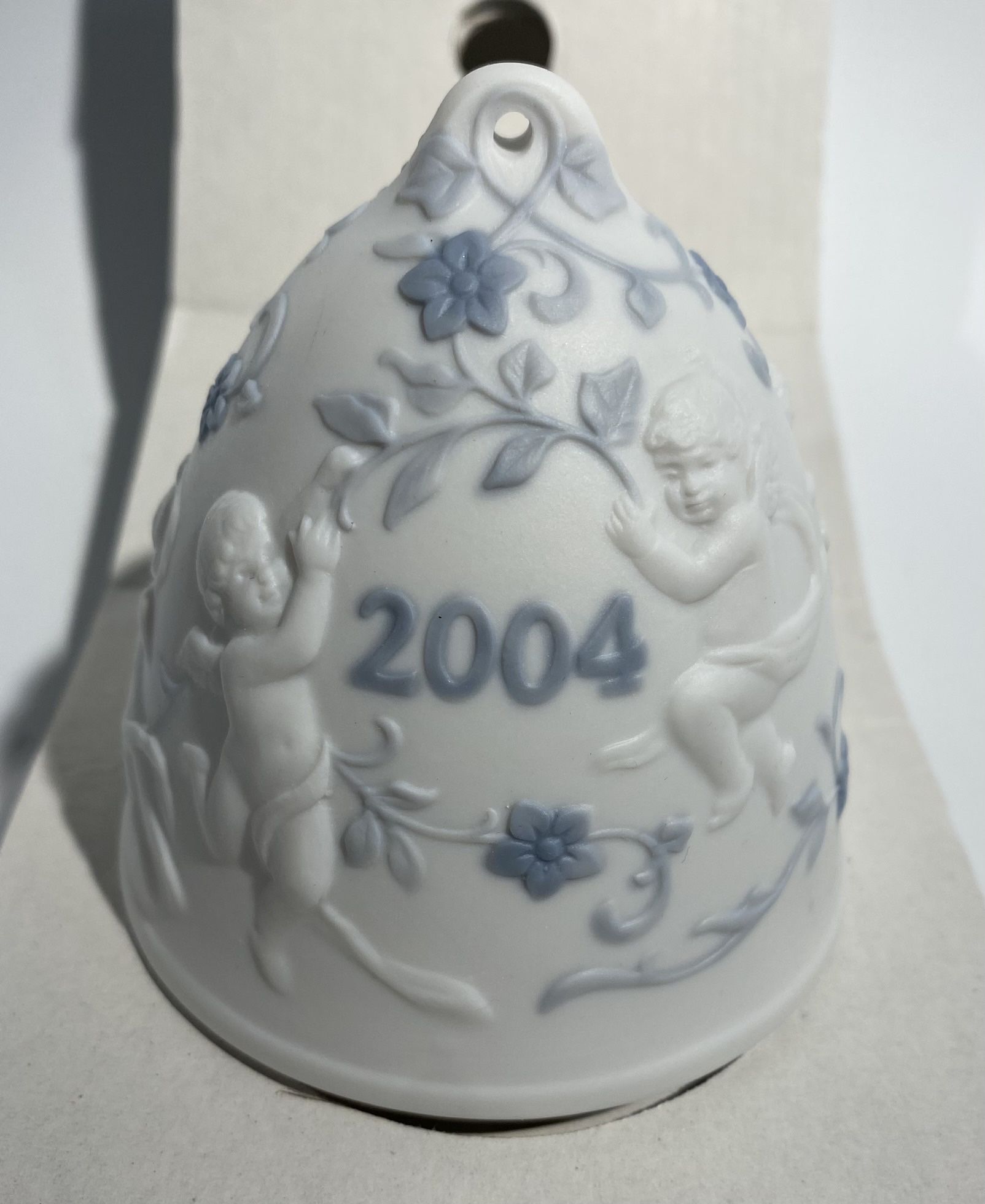 LLADRO Retired 2004 Christmas Bell Blue Angels 01016737 New in Box