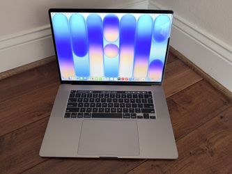 MACBOOK PRO 16 INCH! 64 GB RAM! i9 Chip! 1 TB SSD