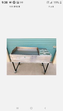 New Large Gas Taco Cart Grill with 3 Serving Bends and Wheels Brand New Complete