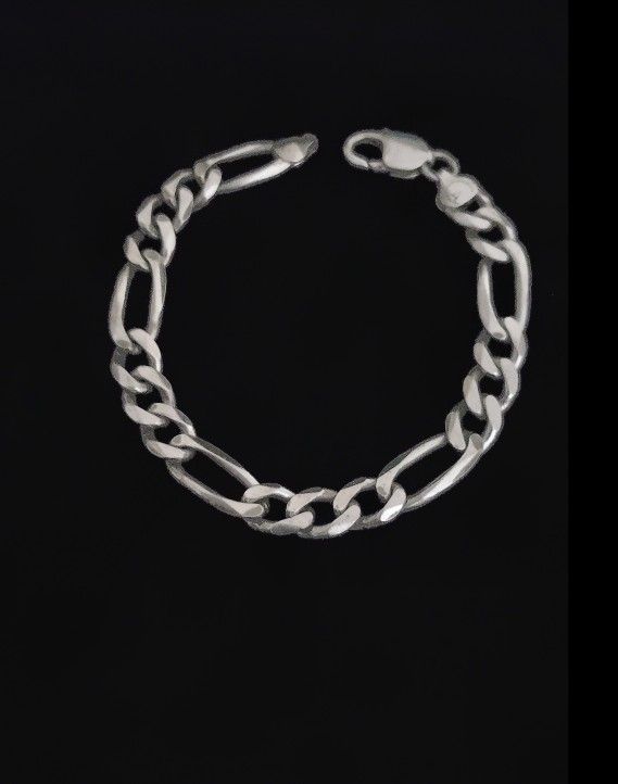 9" x 11mm Heavy Solid Sterling Silver Figaro Chain Bracelet, Italy MINT!