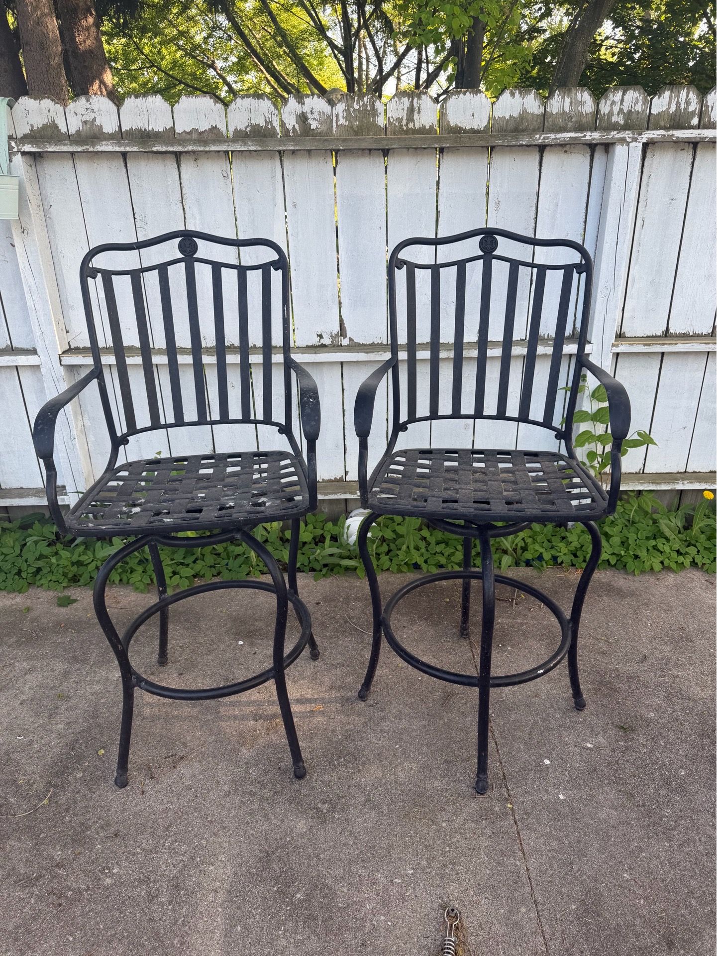 Pair of Outdoor Swivel Bar Height Patio Chairs