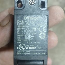 Omron D4-2162 Limit Switch 