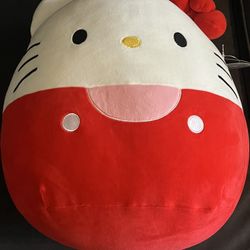 two hello kitty squish mallows