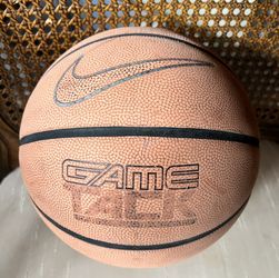 Nike Basketball 28.5 